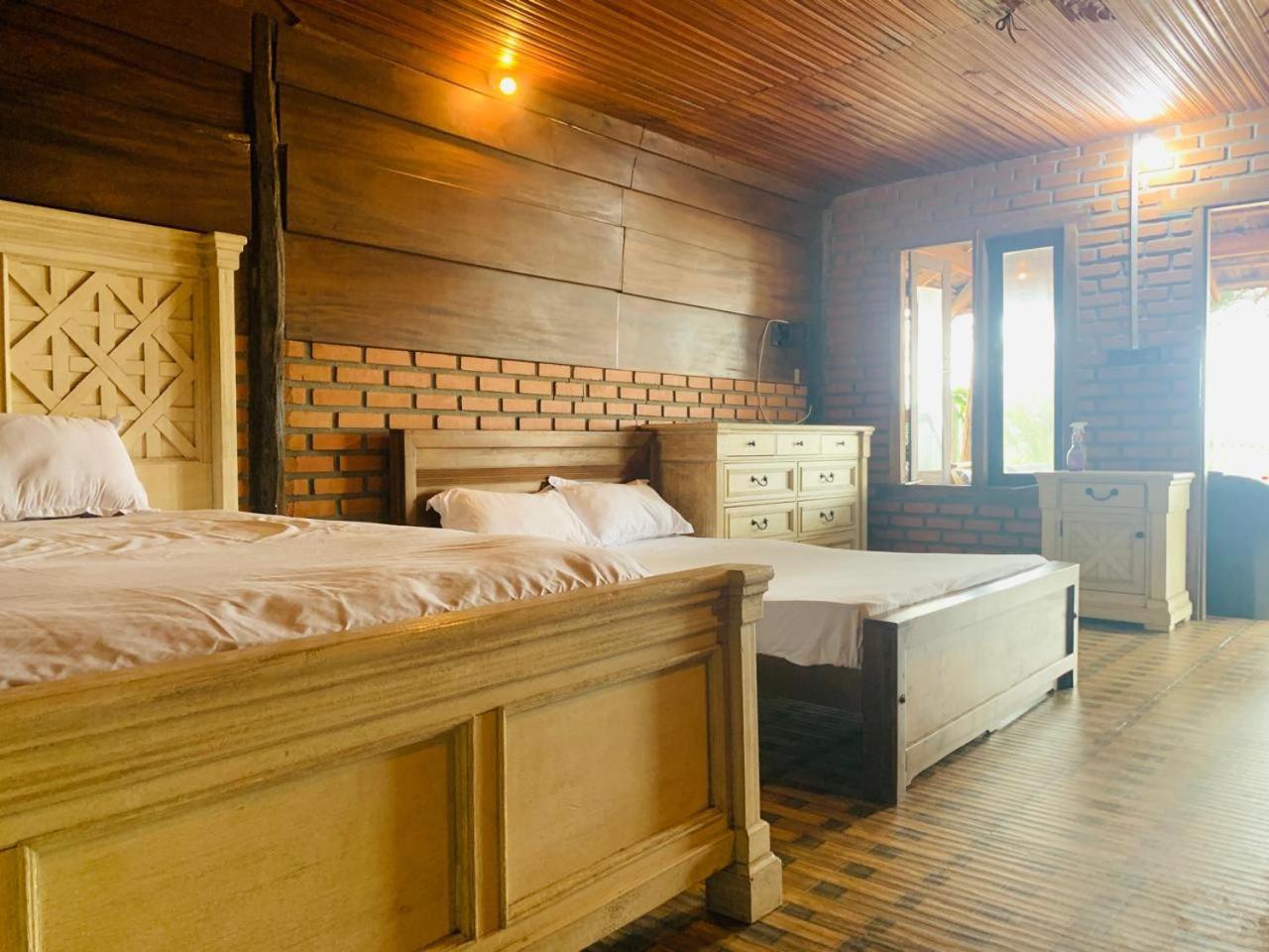 Shim Beach Resort 아루감 베이 외부 사진
