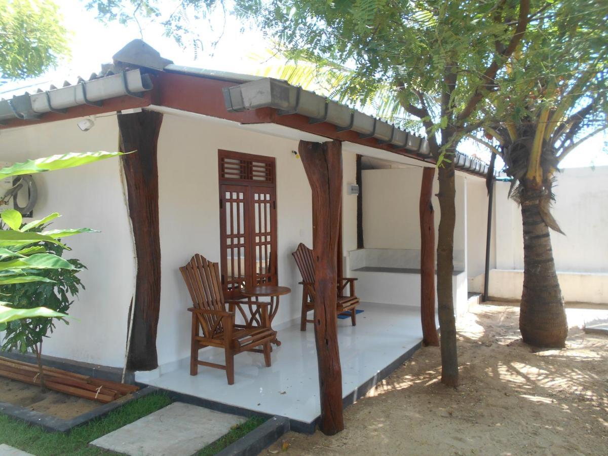 Shim Beach Resort 아루감 베이 외부 사진